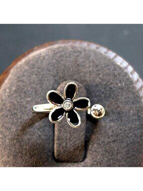 Black Enamel Bezel Set Flower Design Ring Vintage Sterling Silver 925 Size 5.75